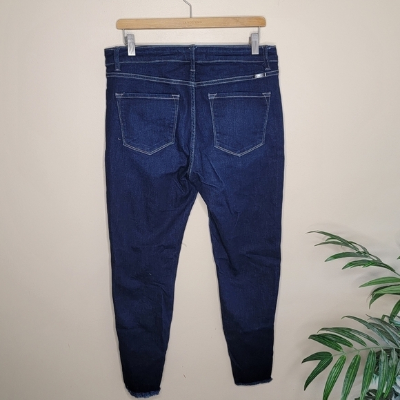 Kancan | Dark Wash Frayed Hem Skinny Jeans - Picture 3 of 6